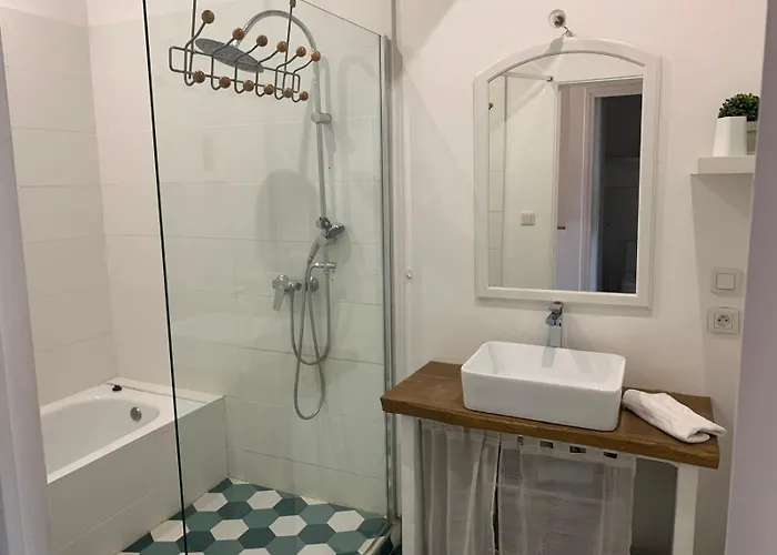 La Maison De Marie - Jardin Arbore - Garage Privatif - Netflix * 카르카손